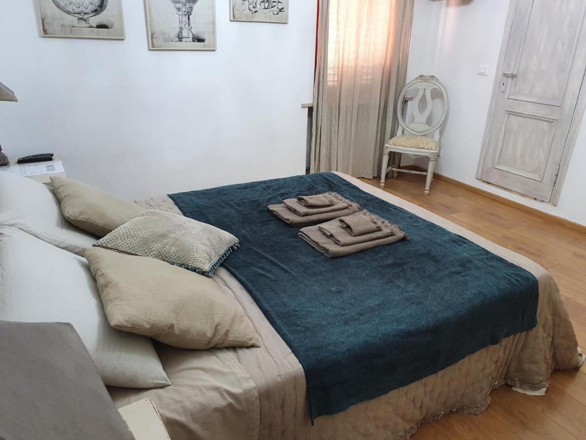 Dago Bed & Breakfast